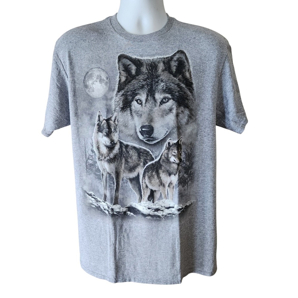 Wolf Graphic T-Shirt Men's Large Gray Nature Wildlife Moon Short Sleeve Tee